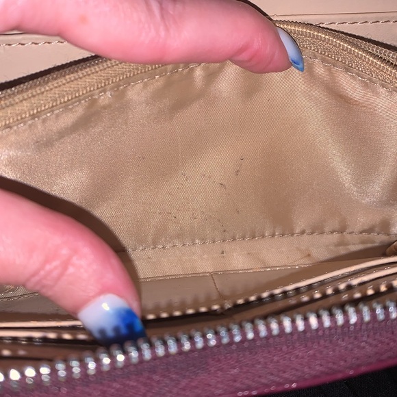 Vintage guess zip around wallet nwot - Picture 8 of 8